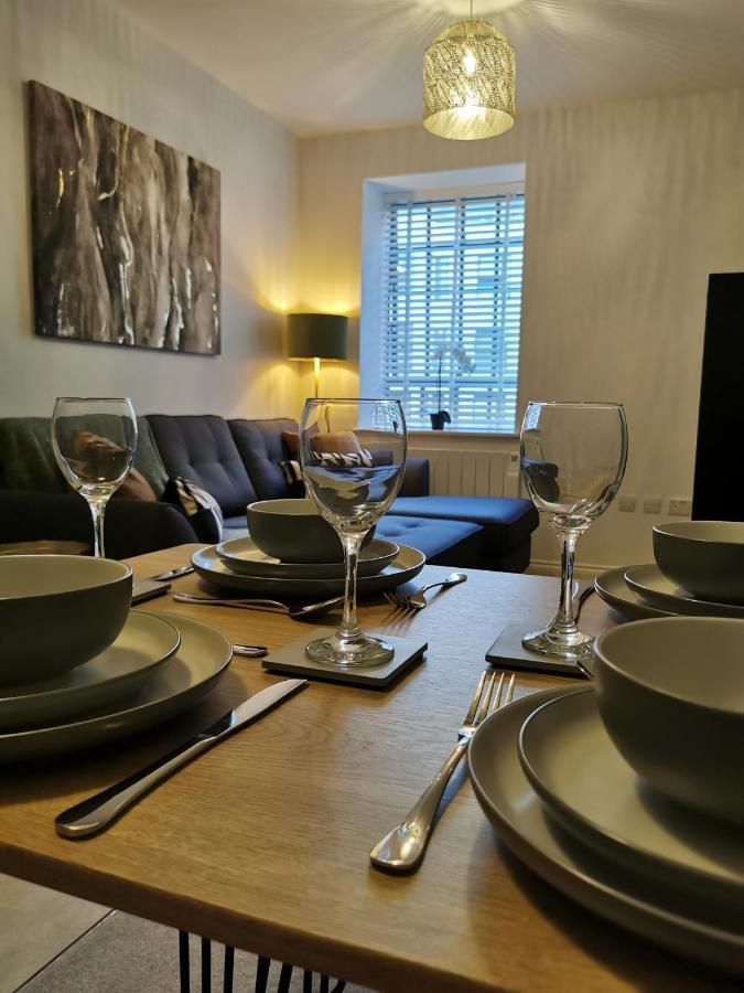 Axiom Apartment - Beautiful Stylish 2 Bed. Cheltenham Eksteriør bilde